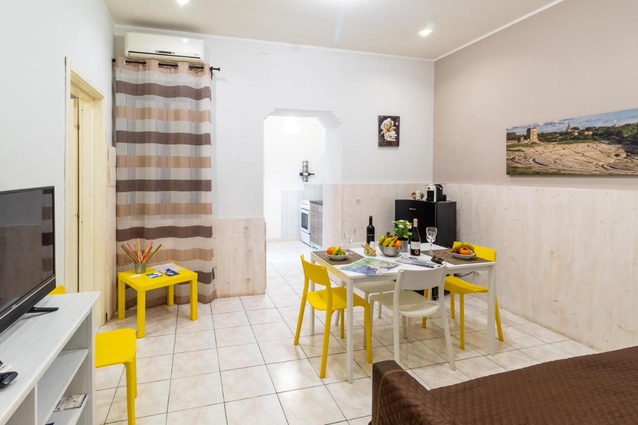 Syracuseapartments Il Piave Di Siracusa Appartamento Per 6 Persone Vicino Ad Ortigia A 200M Dal Mare Exterior foto